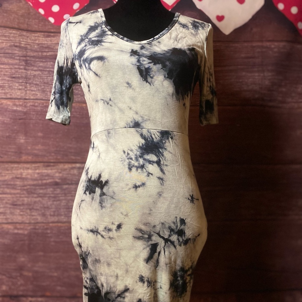 π Tye Dye Dress - Picture 5 of 13